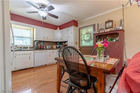 58 Manito Trail Malvern OH 44644