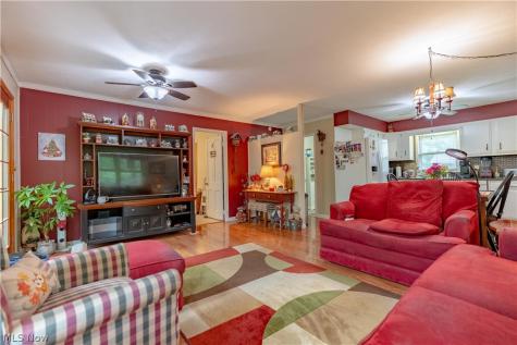 58 Manito Trail Malvern OH 44644
