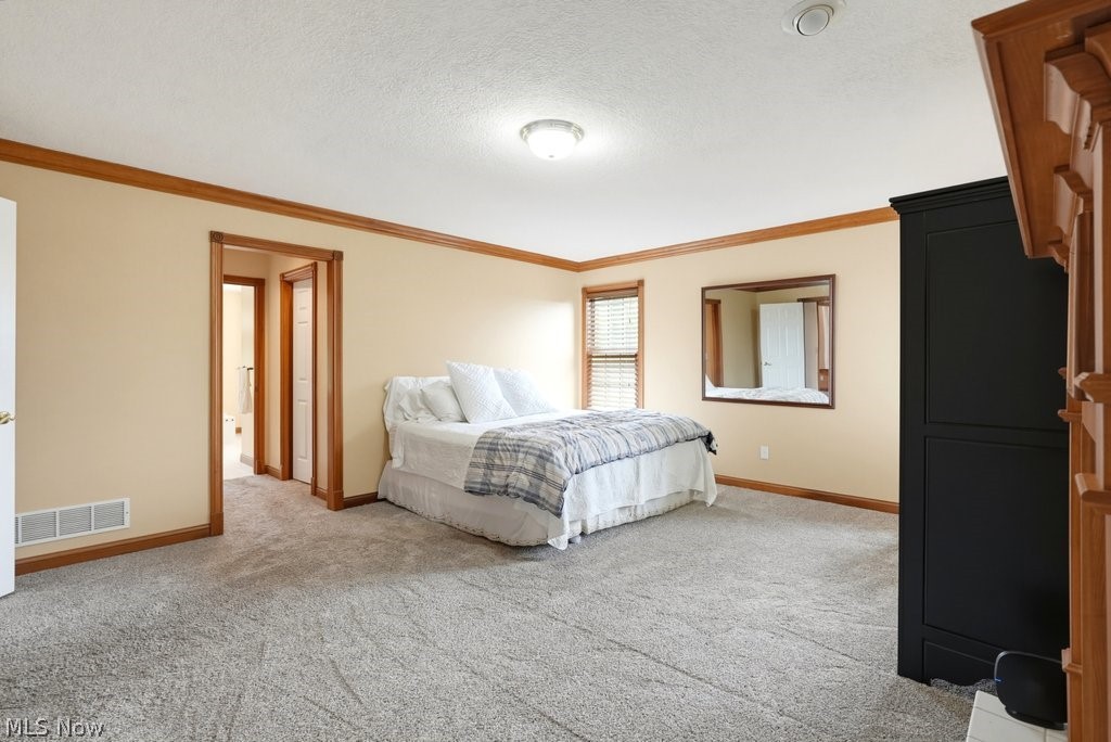 9745 Bainbridge Road Chagrin Falls OH 44023