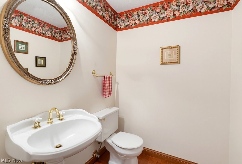 9745 Bainbridge Road Chagrin Falls OH 44023