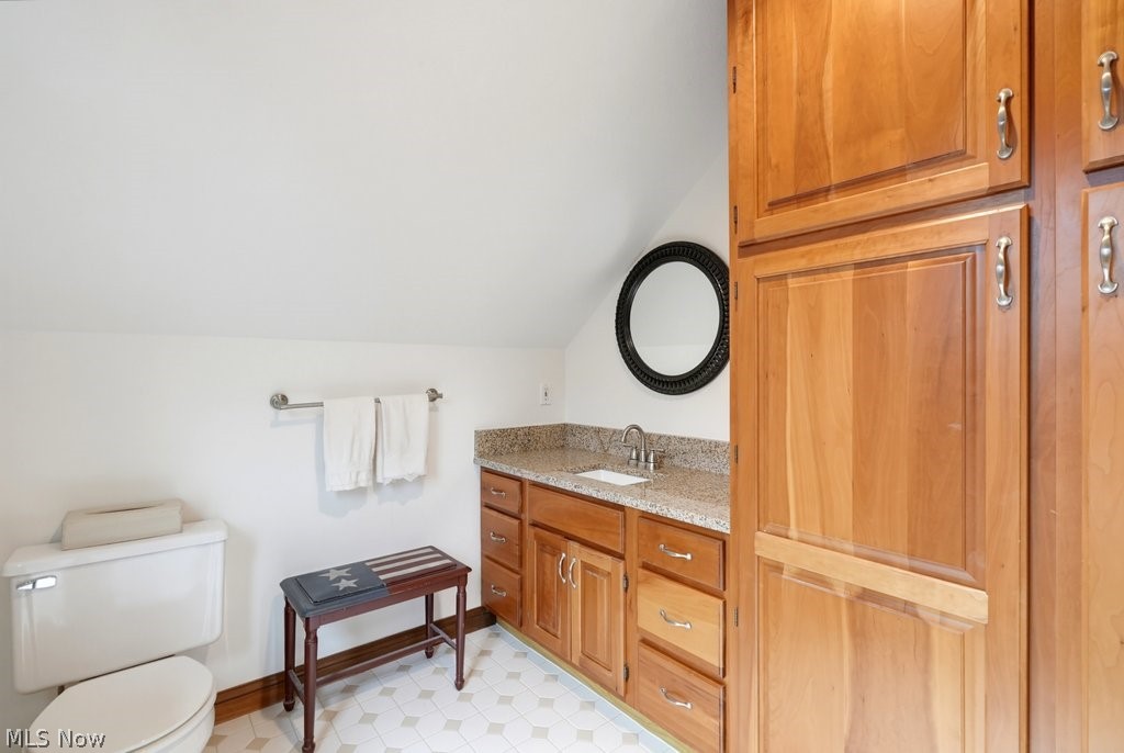 9745 Bainbridge Road Chagrin Falls OH 44023