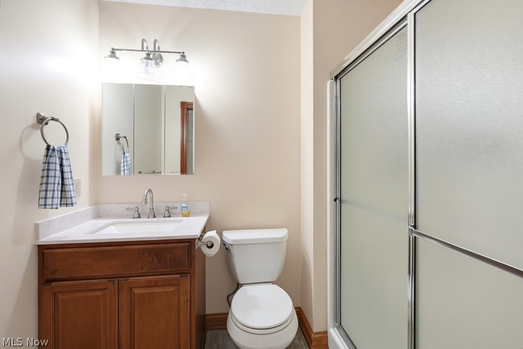 9745 Bainbridge Road Chagrin Falls OH 44023