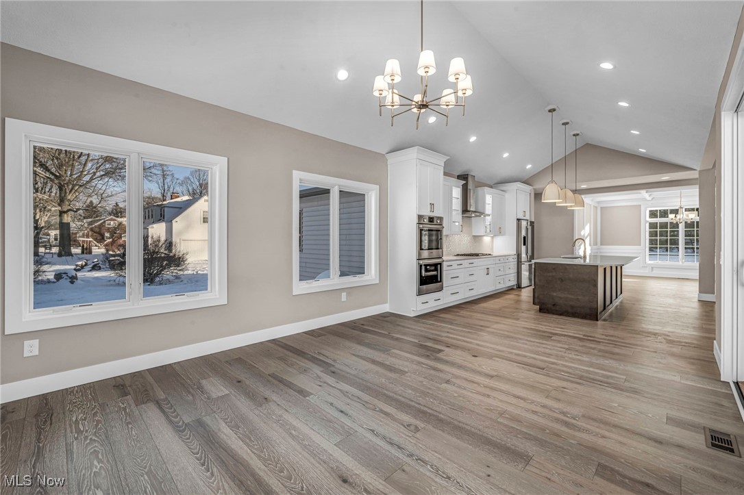 35 Hopewell Trail Moreland Hills OH 44022