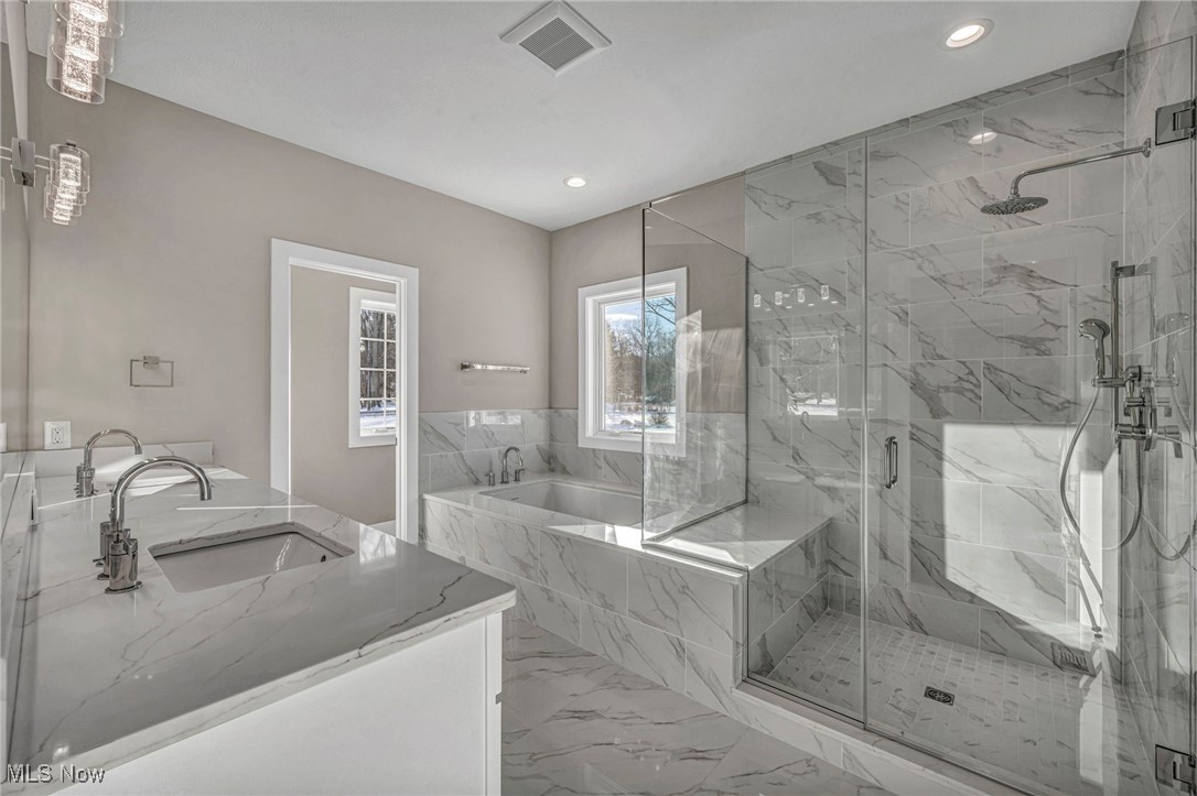 35 Hopewell Trail Moreland Hills OH 44022