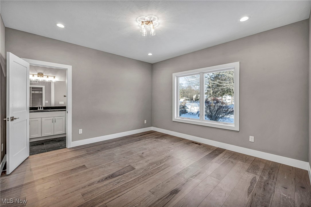 35 Hopewell Trail Moreland Hills OH 44022
