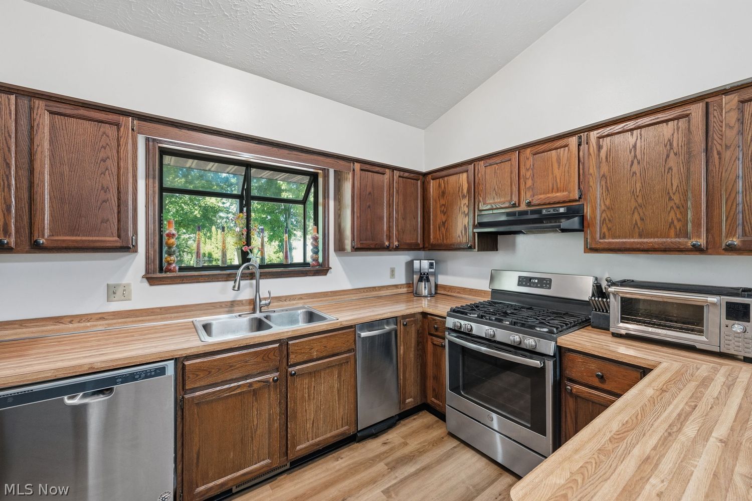 4101 Polo Park Drive Willoughby OH 44094