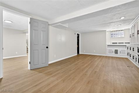 3615 W 147th Street Cleveland OH 44111