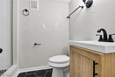 3615 W 147th Street Cleveland OH 44111