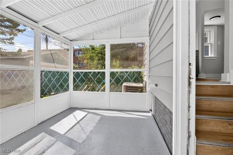 3615 W 147th Street Cleveland OH 44111