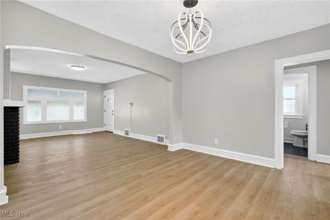 3615 W 147th Street Cleveland OH 44111