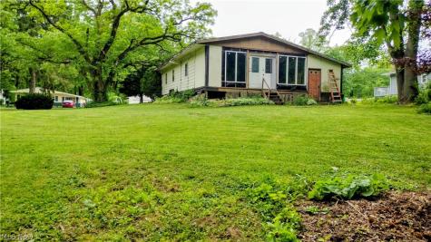 2399 Bonna Drive Uniontown OH 44685