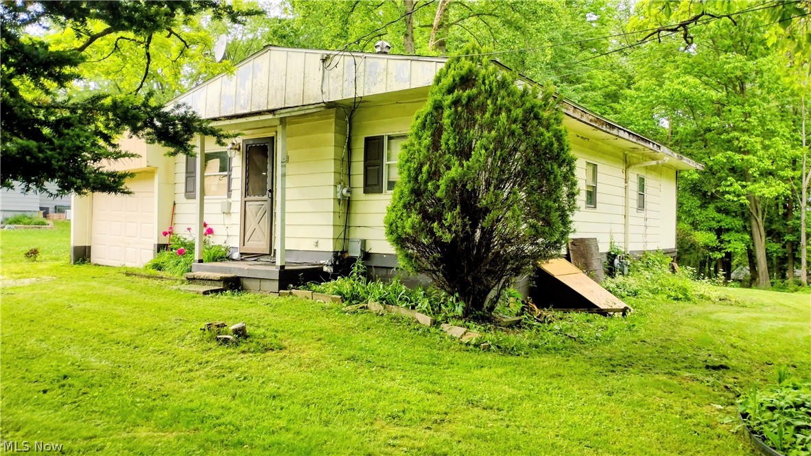 2399 Bonna Drive Uniontown OH 44685