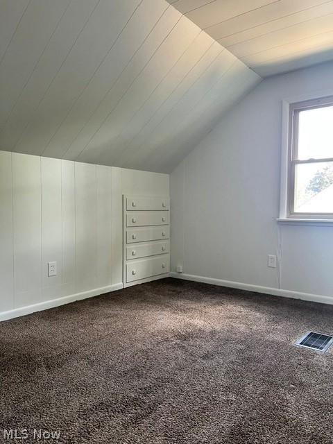 814 Laird Warren OH 44483