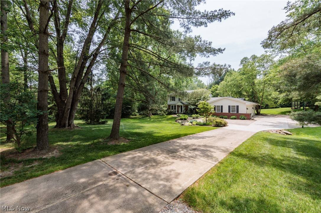 35320 Chagrin Boulevard Moreland Hills OH 44022