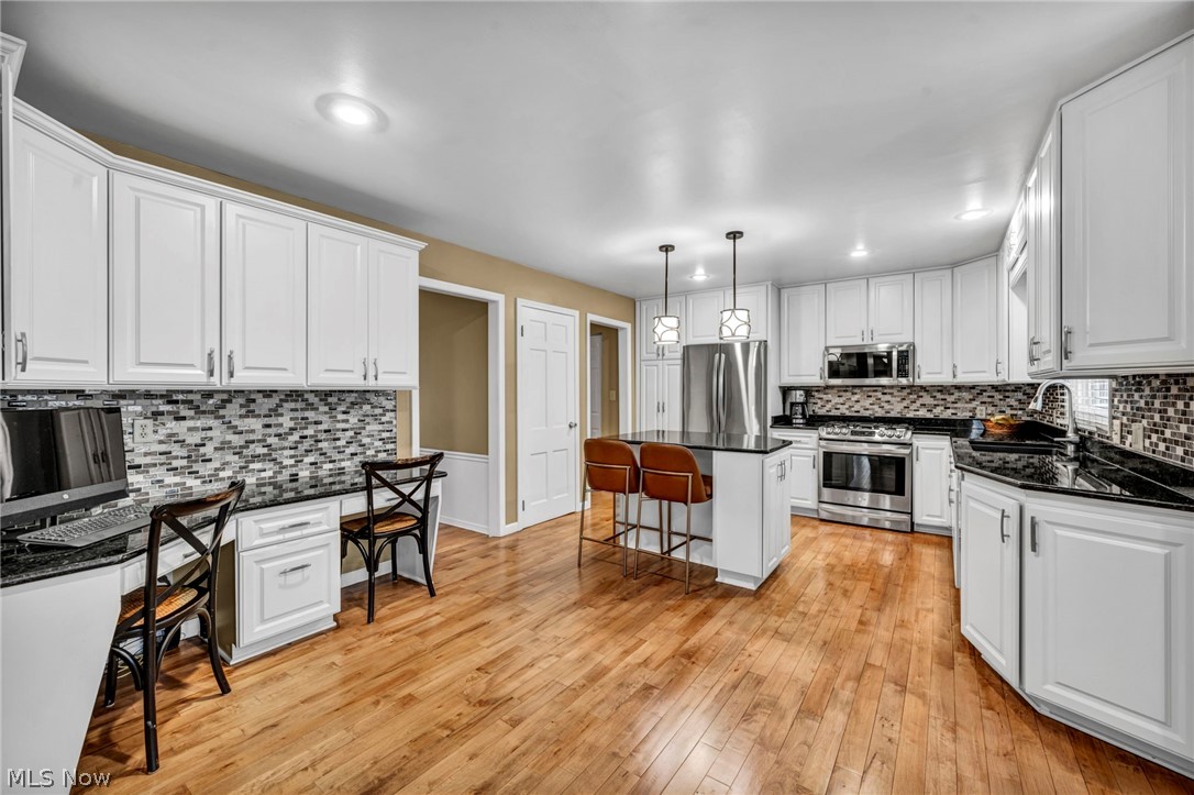 35320 Chagrin Boulevard Moreland Hills OH 44022