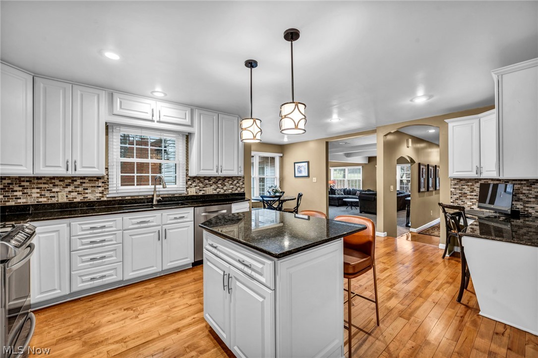 35320 Chagrin Boulevard Moreland Hills OH 44022