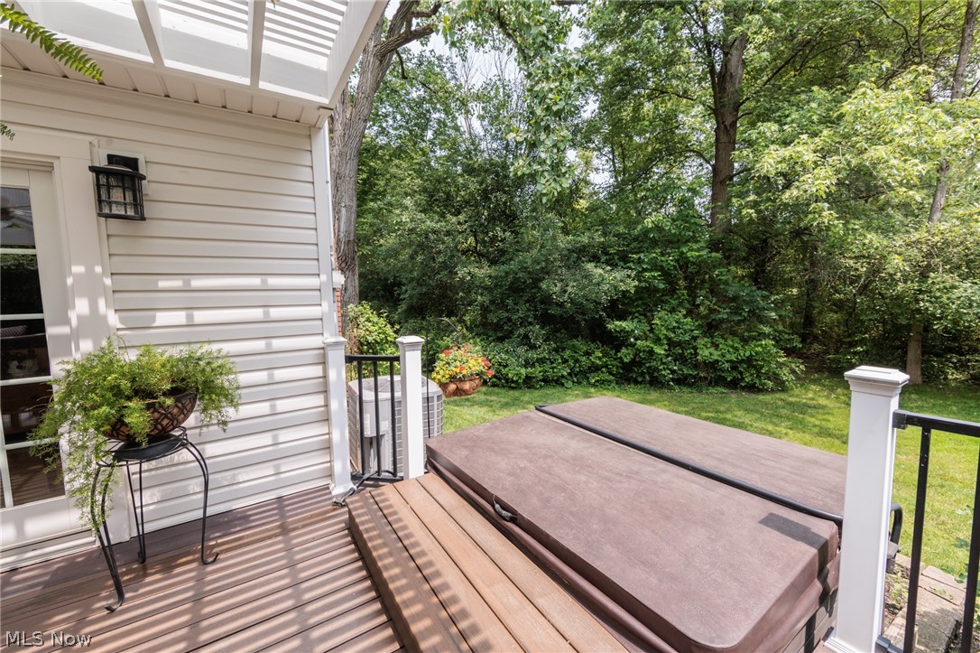 35320 Chagrin Boulevard Moreland Hills OH 44022