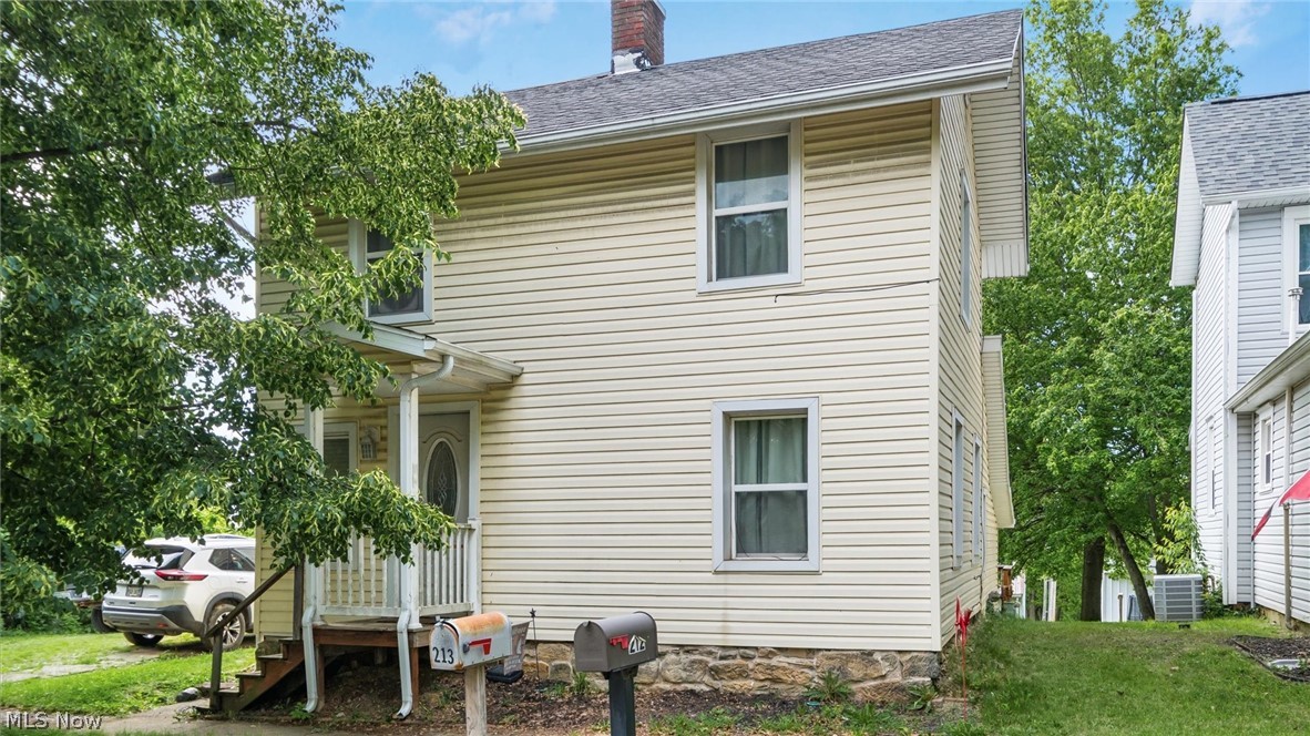 212 W Main Street Somerset OH 43783