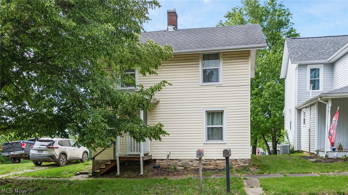 212 W Main Street Somerset OH 43783