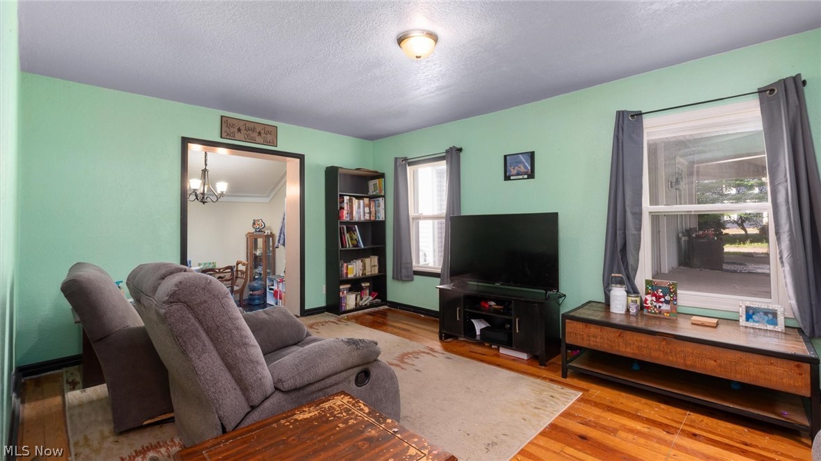 212 W Main Street Somerset OH 43783