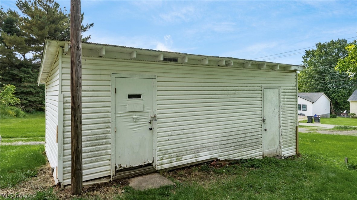 212 W Main Street Somerset OH 43783