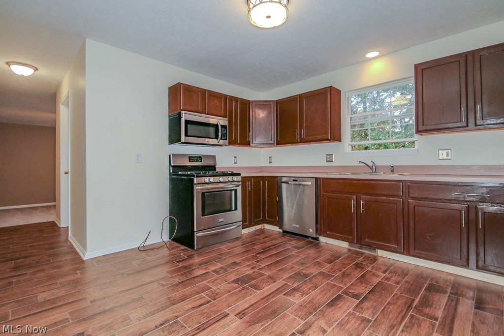 23693 Drake Road Oakwood Village OH 44146