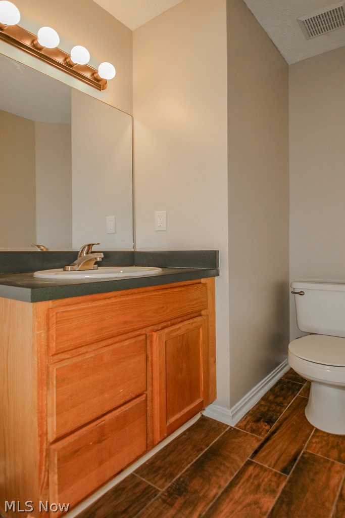 23693 Drake Road Oakwood Village OH 44146