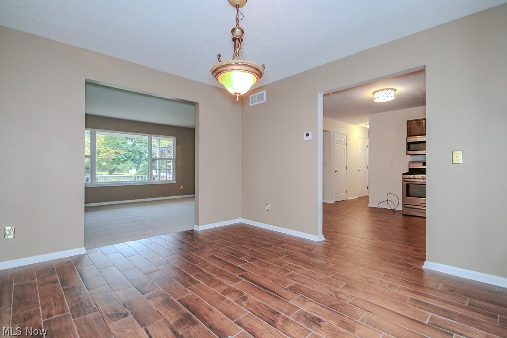 23693 Drake Road Oakwood Village OH 44146