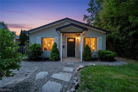 350 Kenilworth Road Bay Village OH 44140
