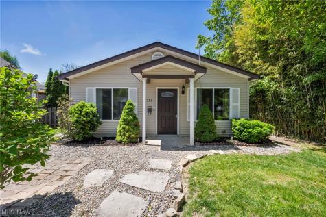 350 Kenilworth Road Bay Village OH 44140