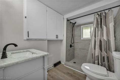 350 Kenilworth Road Bay Village OH 44140