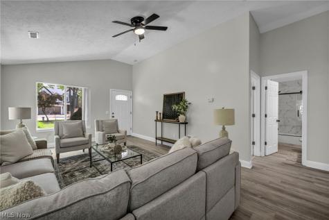 350 Kenilworth Road Bay Village OH 44140