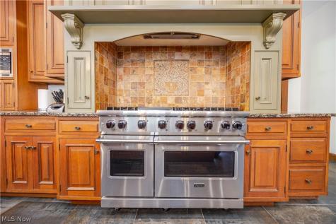 3085 Fairmount Boulevard Cleveland Heights OH 44118