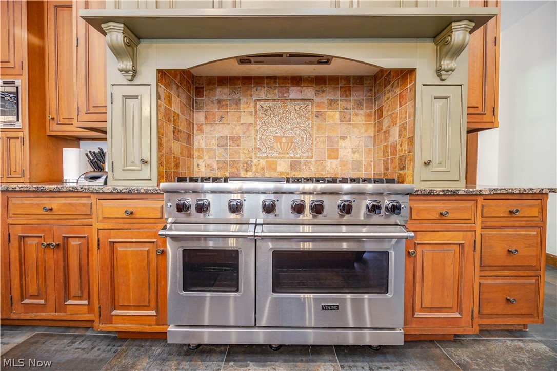 3085 Fairmount Boulevard Cleveland Heights OH 44118