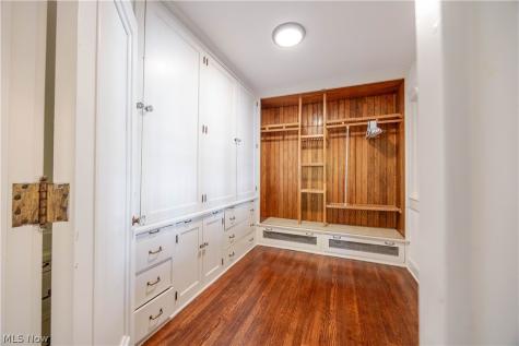 3085 Fairmount Boulevard Cleveland Heights OH 44118