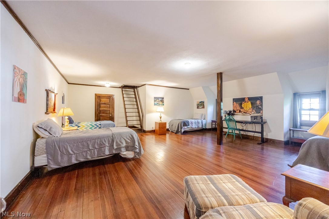 3085 Fairmount Boulevard Cleveland Heights OH 44118