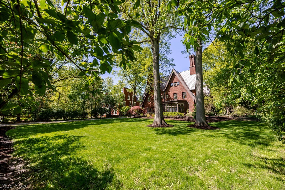 3085 Fairmount Boulevard Cleveland Heights OH 44118