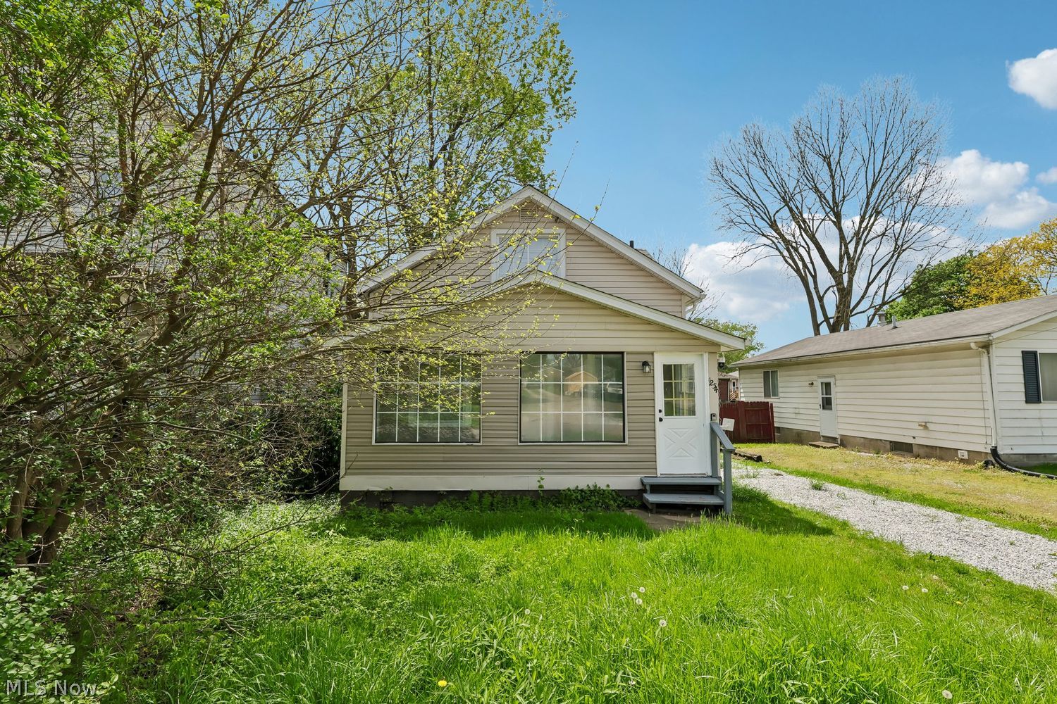 1254 Leeser Avenue Akron OH 44314