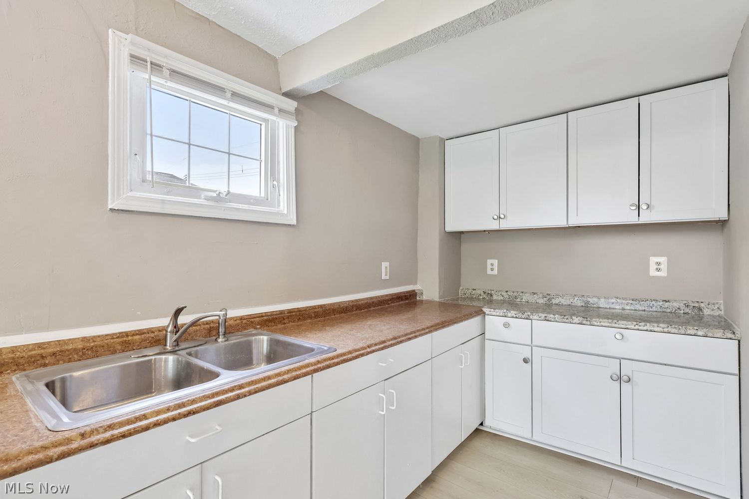 1254 Leeser Avenue Akron OH 44314