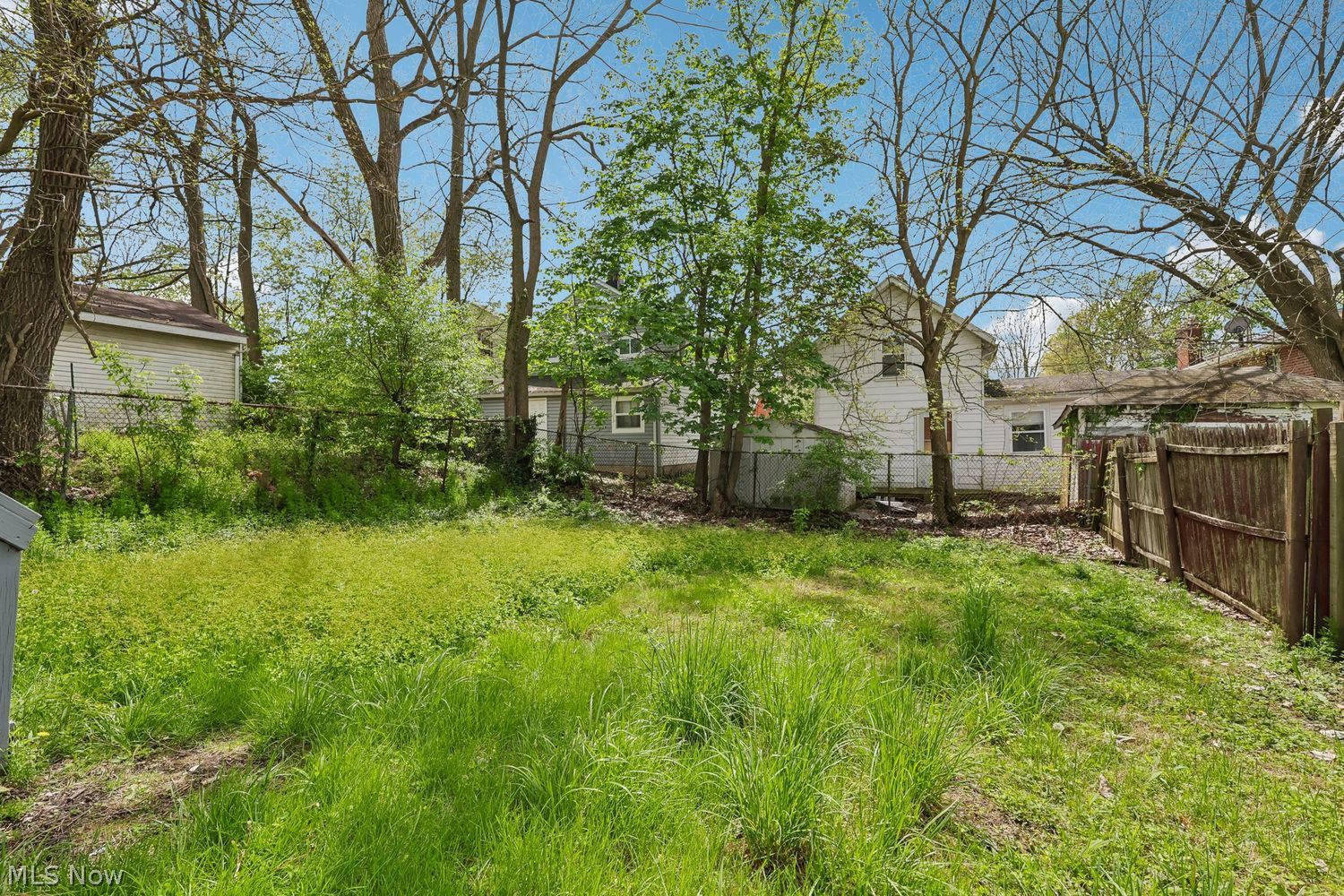 1254 Leeser Avenue Akron OH 44314