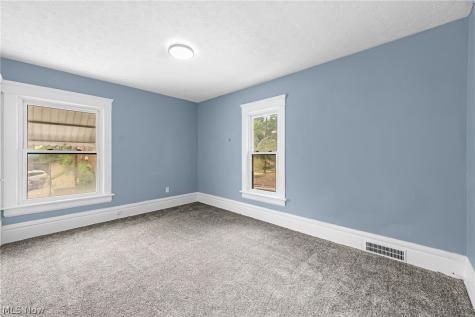 247 Rhodes Avenue Akron OH 44302