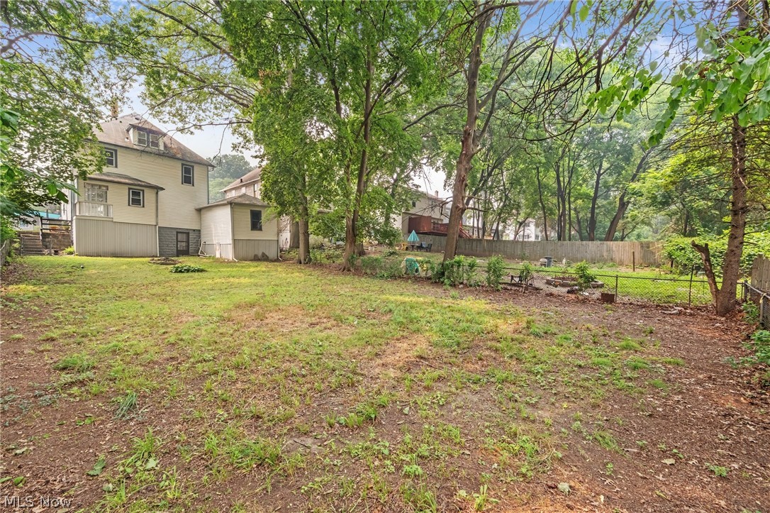 247 Rhodes Avenue Akron OH 44302
