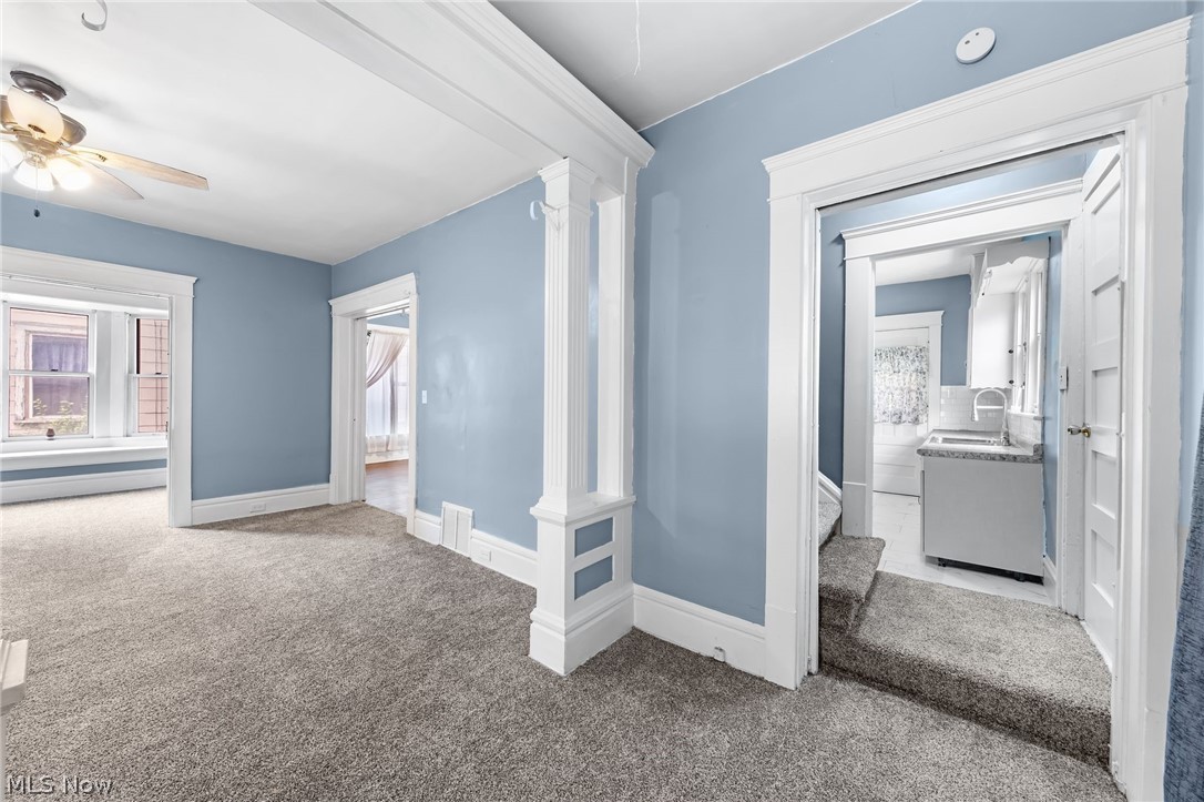 247 Rhodes Avenue Akron OH 44302