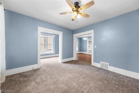 247 Rhodes Avenue Akron OH 44302