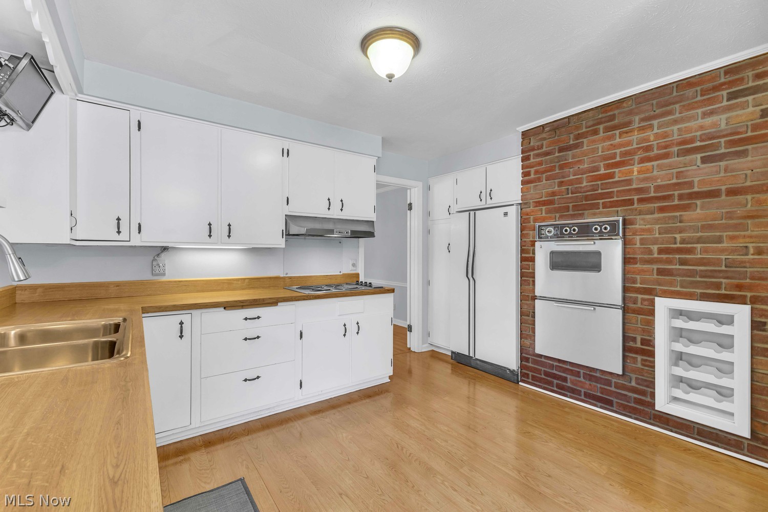260 Plymouth Drive Bay Village OH 44140