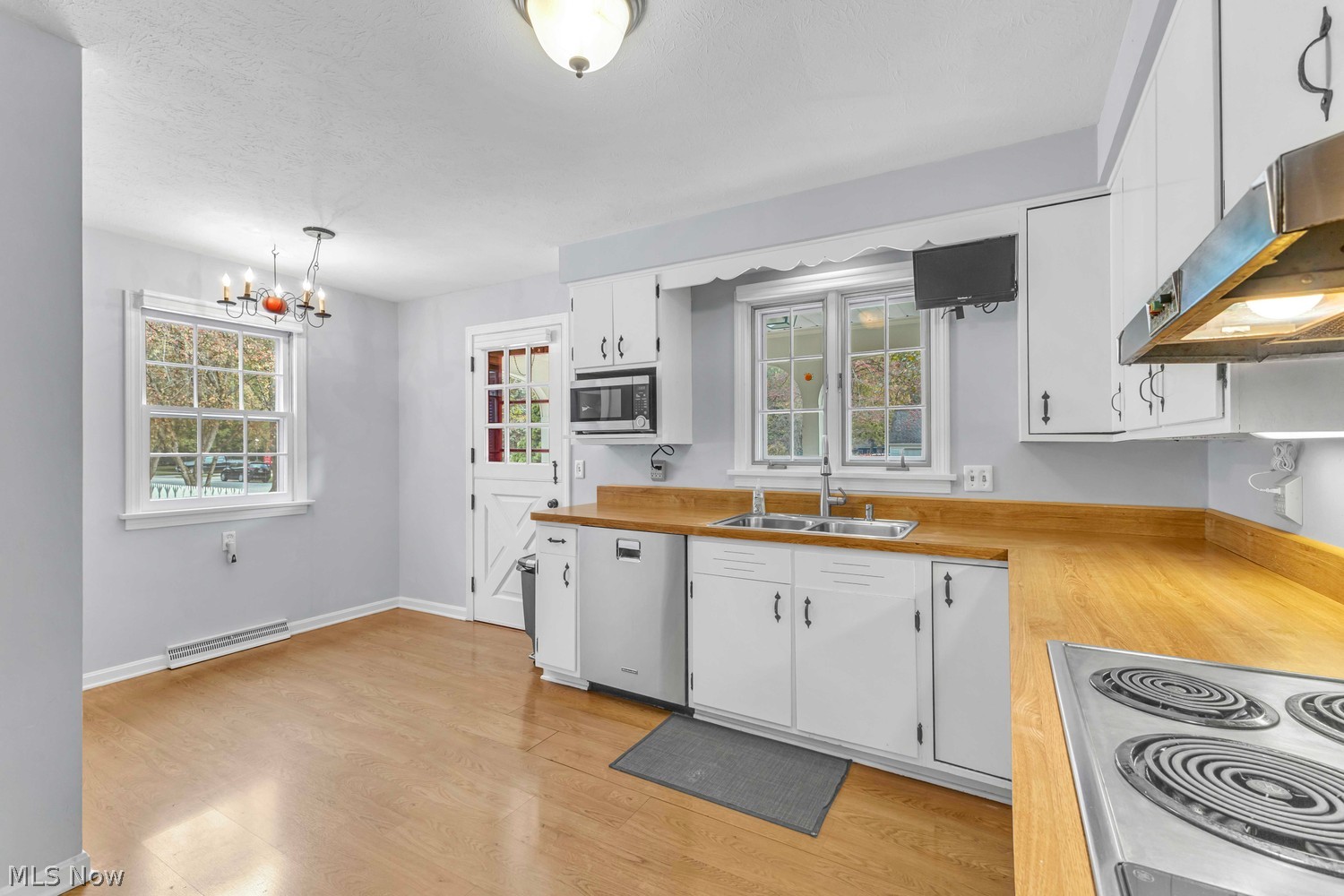 260 Plymouth Drive Bay Village OH 44140