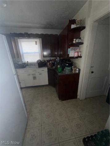 239 Ira Avenue Akron OH 44301