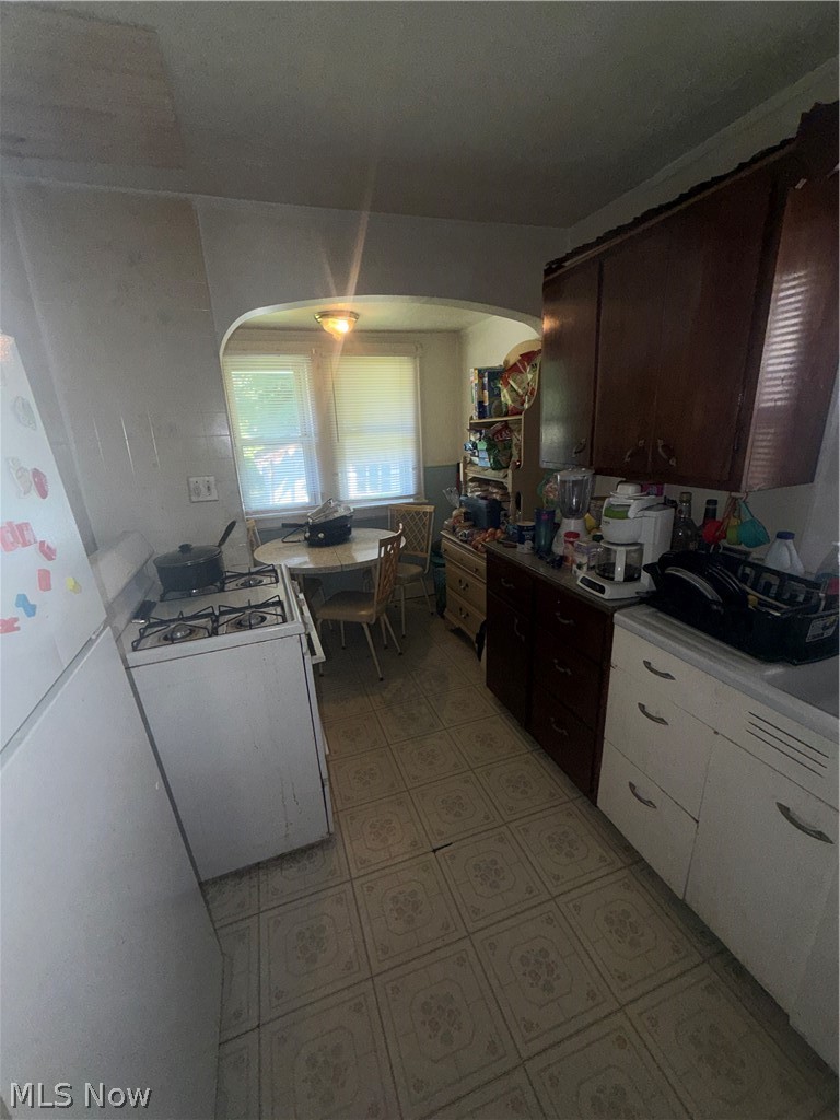 239 Ira Avenue Akron OH 44301