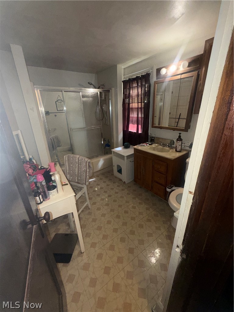 239 Ira Avenue Akron OH 44301