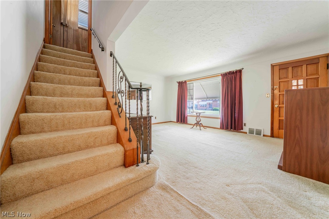 21131 Milan Drive Euclid OH 44119